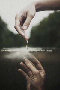 droplets,hand to hand